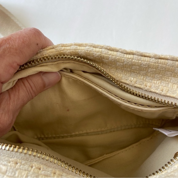 Altar’d State Cream Woven Crossbody Purse - EUC - Picture 5 of 8